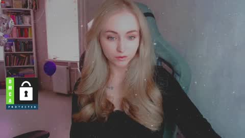 you know thumb up me please its important online show from 04.18.26