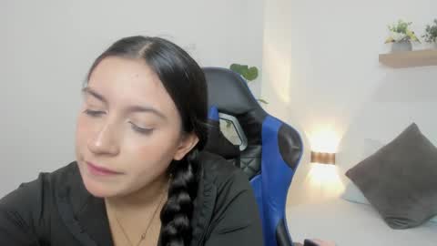 Snapshot of kira_relish chatting on 05.21.26 K I R A online show from 05.21.26