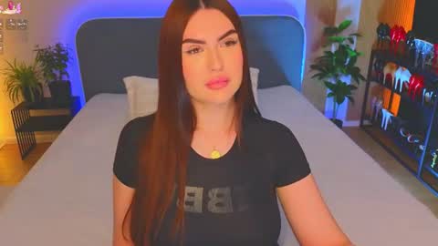 Snapshot of kira_sexxx chatting on 07.16.26 Kira online show from 07.16.26