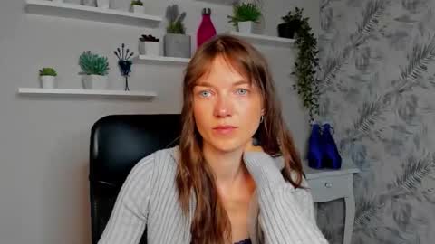KIRA online show from 06.01.26