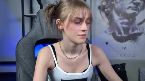 Kira online show from 03.13.26