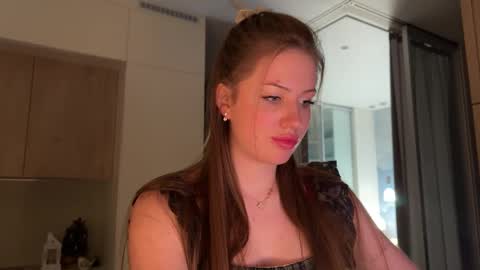 Snapshot of kiramystery chatting on 01.11.26 Kira online show from 01.11.26