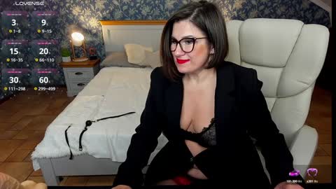 Kira online show from 01.20.25