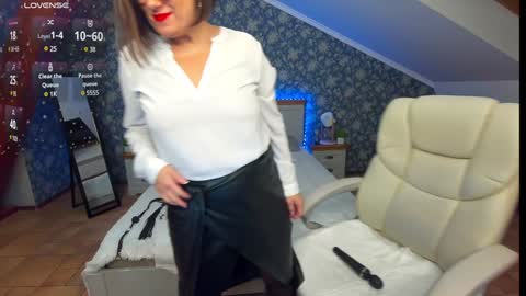 Kira online show from 01.23.25