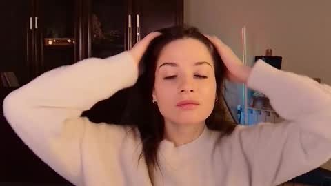 Snapshot of kiravair chatting on 11.09.25 kiravair online show from 11.09.25