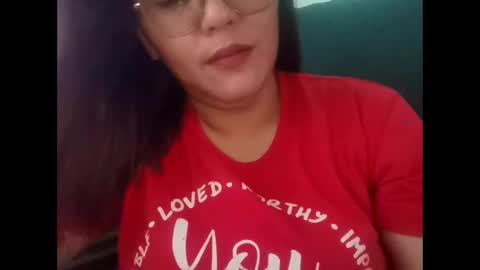 Snapshot of kiray20 chatting on 12.15.24 kiray20 online show from 12.15.24