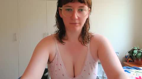 Snapshot of kirbythefae chatting on 01.15.26 Kirby online show from 01.15.26