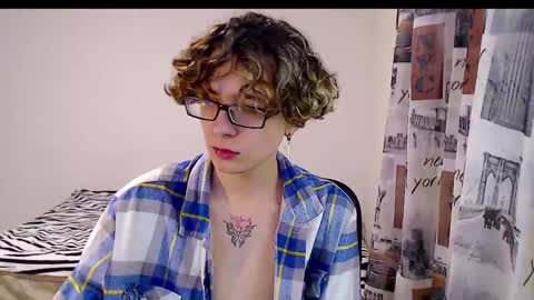 Snapshot of kiriae21 chatting on 12.06.24 Alan online show from 12.06.24