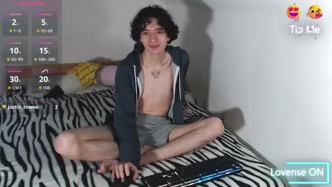 Snapshot of kiriae21 chatting on 11.06.25 Alan online show from 11.06.25