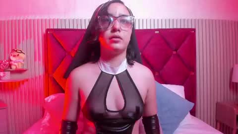 Snapshot of kirivelvet chatting on 07.16.26 Samantha Velvet online show from 07.16.26