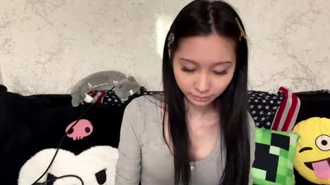 Snapshot of kishagray chatting on 04.30.26 Hina online show from 04.30.26