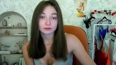 Valeria online show from 10.16.25