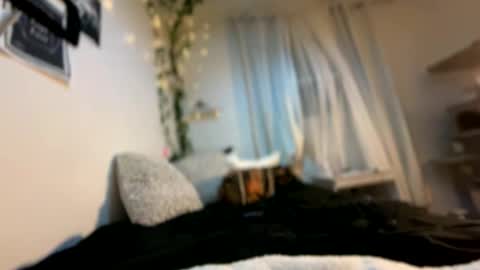 Kissah Kreampuff online show from 01.22.25