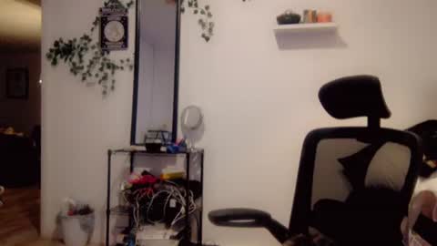 Kissah Kreampuff online show from 11.22.25