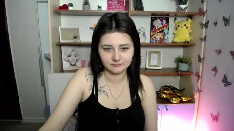 Snapshot of kissleoxx chatting on 05.25.26 kissleoxx online show from 05.25.26