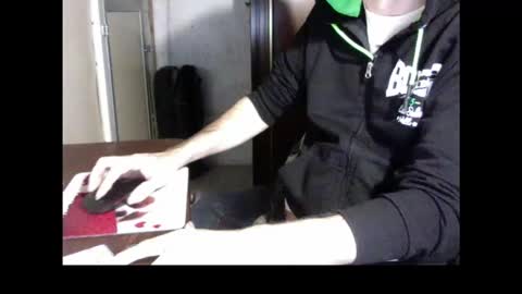 kissofbanned1983 online show from 11.14.25