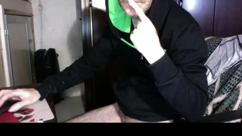 kissofbanned1983 online show from 12.14.25