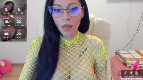 Snapshot of kisssnicol chatting on 05.09.26 kisssnicol online show from 05.09.26