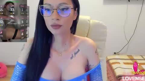 Snapshot of kisssnicol chatting on 05.13.26 kisssnicol online show from 05.13.26