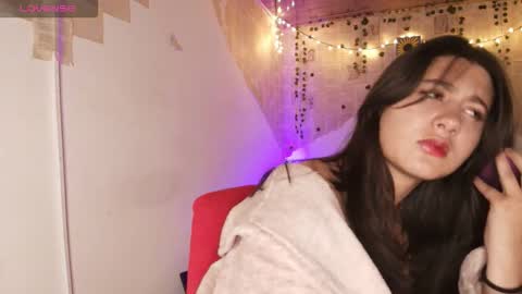 Snapshot of kisstarxxx chatting on 10.31.25 Helena and Brad online show from 10.31.25