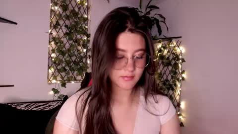 Snapshot of kisstarxxx chatting on 08.04.26 Helena and Brad online show from 08.04.26