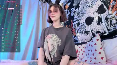 Snapshot of kissthasky chatting on 02.24.25 Kissthasky online show from 02.24.25