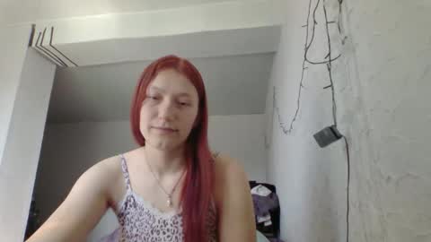 Snapshot of kiti_kitiss chatting on 03.15.26 kiti_kitiss online show from 03.15.26