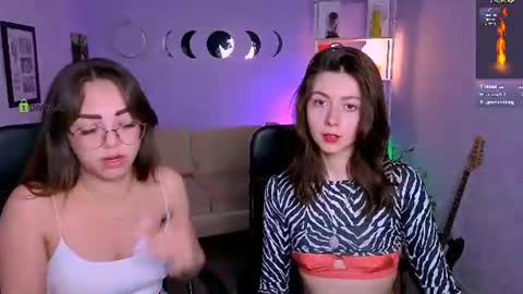 Snapshot of kitniss_dreamy chatting on 06.14.26 kitniss online show from 06.14.26