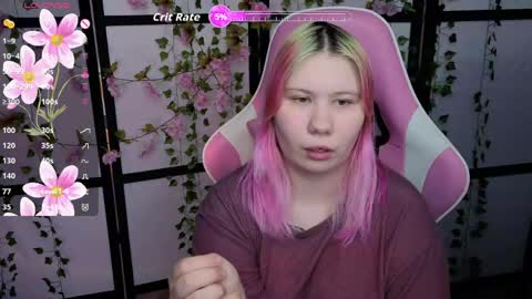 Snapshot of kitsune_little chatting on 04.22.26 kitsune_little online show from 04.22.26