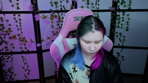 Snapshot of kitsune_little chatting on 05.23.26 kitsune_little online show from 05.23.26