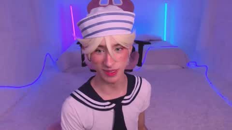 Snapshot of kitsuneplay_ chatting on 12.22.25 Salvatore online show from 12.22.25