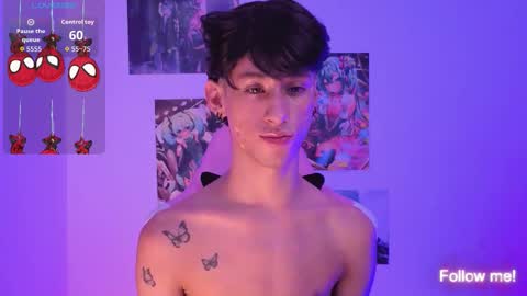 Snapshot of kitsuneplay_ chatting on 03.22.26 Salvatore online show from 03.22.26