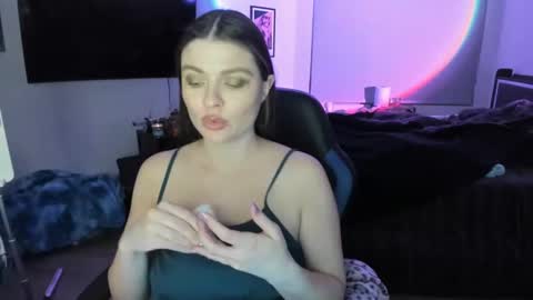 Snapshot of kitsuneserina77 chatting on 01.28.25 Serina Chan online show from 01.28.25