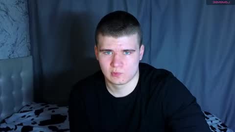 Snapshot of kittenmur chatting on 01.13.25 Vlad online show from 01.13.25