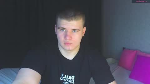 Snapshot of kittenmur chatting on 02.26.25 Vlad online show from 02.26.25