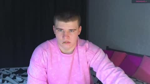 Snapshot of kittenmur chatting on 03.01.25 Vlad online show from 03.01.25