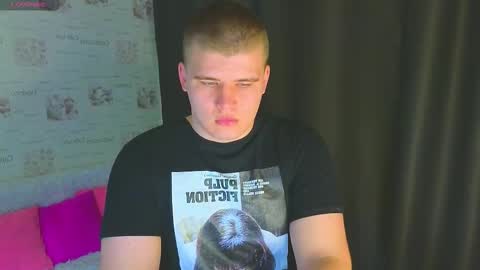 Snapshot of kittenmur chatting on 10.16.25 Vlad online show from 10.16.25