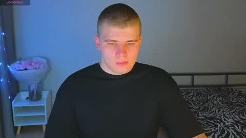 Snapshot of kittenmur chatting on 10.30.25 Vlad online show from 10.30.25