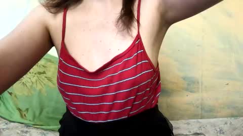Snapshot of kittie_creme chatting on 05.23.26 Kittie Creme online show from 05.23.26