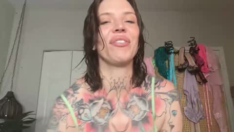 kittjones33 online show from 05.04.26