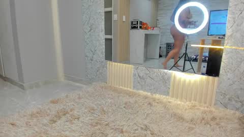 kitty__diamond_ online show from 01.01.25