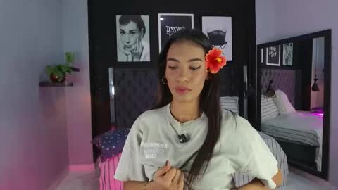 Kitty online show from 10.23.25