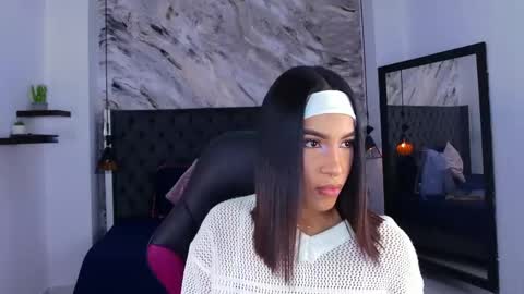Snapshot of kitty_collins_ chatting on 05.08.26 Kitty online show from 05.08.26
