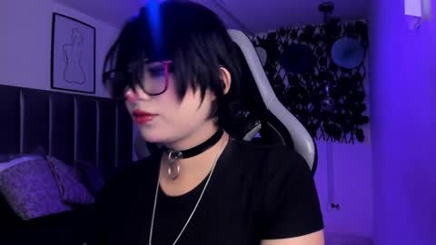 Snapshot of kitty_gang chatting on 05.01.26 Camila online show from 05.01.26
