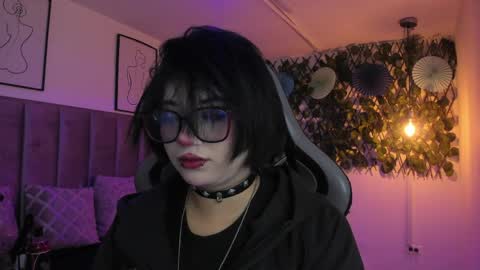 Snapshot of kitty_gang chatting on 06.06.26 Camila online show from 06.06.26