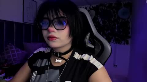 Snapshot of kitty_gang chatting on 06.17.26 Camila online show from 06.17.26