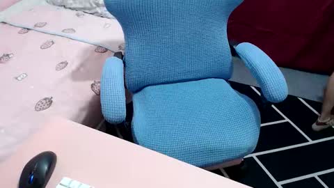 Snapshot of kitty_kity chatting on 02.19.26 Kate online show from 02.19.26