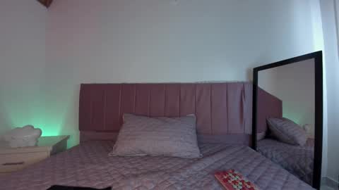 kitty_kryss online show from 09.15.25