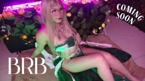 Snapshot of kitty_malach chatting on 02.14.26 Kitty online show from 02.14.26