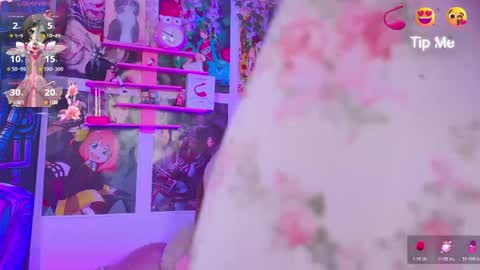 Snapshot of kitty_niki chatting on 05.21.26 Nicol Gomez online show from 05.21.26